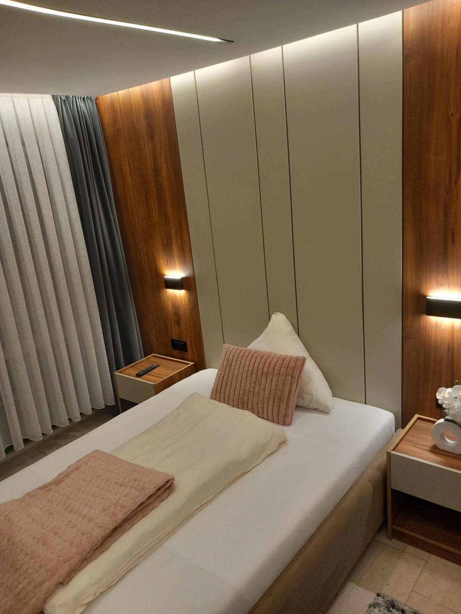 Hotel Hafez Bad Salzuflen Εξωτερικό φωτογραφία